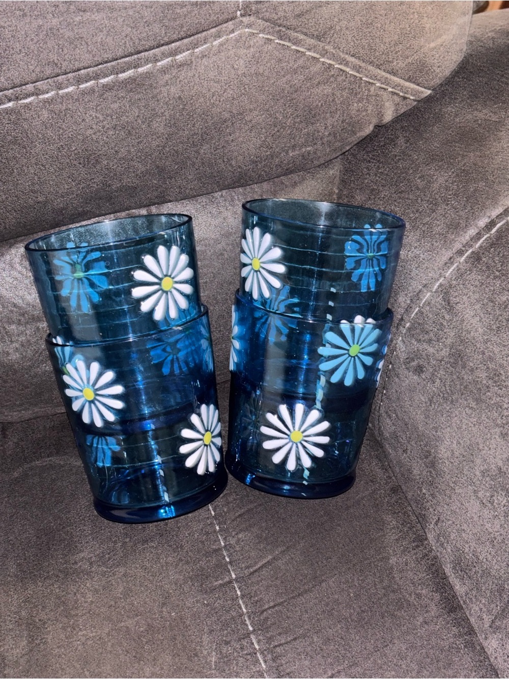Blue Daisy Tumblers - Home Accents - Picture 2 of 3